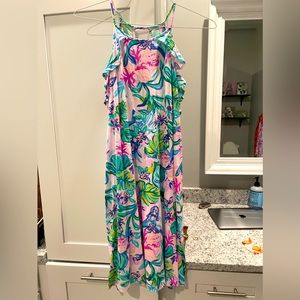 Lilly Pulitzer floral dress. Size medium.